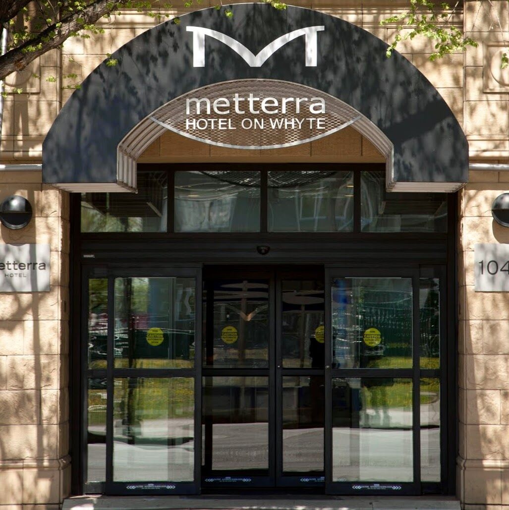 Metterra Hotel On Whyte Edmonton Exterior foto